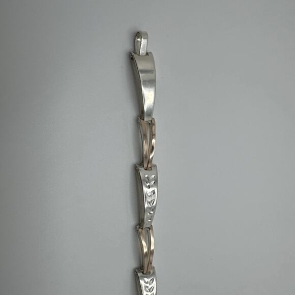 Designer Peruvian Sterling Silver 950 and 18K Gold Inlay Bracelet - 7.5” - Picture 4 of 8